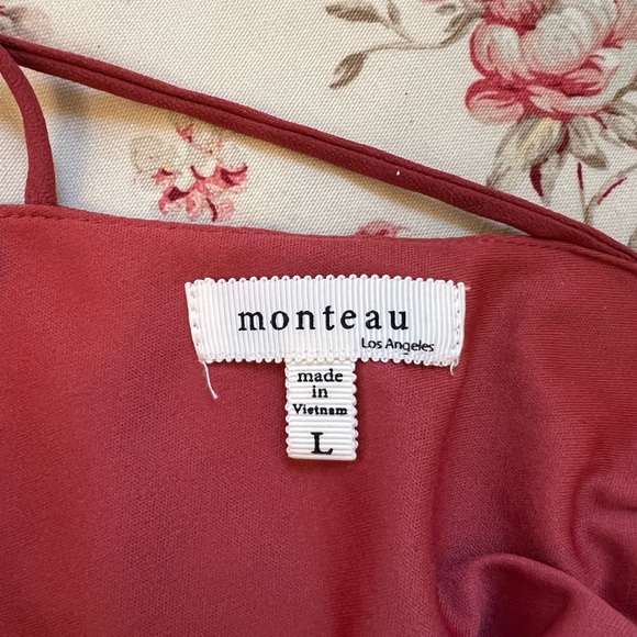 Elegant Red V-Neck Romper - Picture 6 of 7